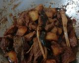 Foto langkah ke 2 dari resep Semur daging santan.