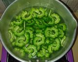 Foto langkah ke 3 dari resep Tumis Pare.