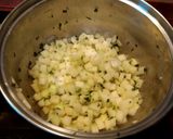 Tejszínes karalábéleves (egyszerű és finom) recept fázis 2 fotója