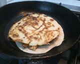 Foto del paso 12 de la receta: Quesadillas de champiñón, chipotle, cilantro y maní
