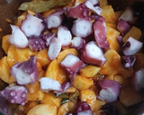 Foto del paso 3 de la receta: Patatas guisadas con pulpo