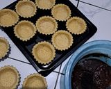 Foto langkah ke 6 dari resep Shiny Crust Brownies Pie.