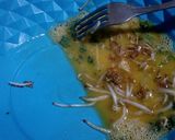 Foto langkah ke 4 dari resep Omelette kentang toge.