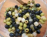 Foto del paso 3 de la receta: Aceitunas con encurtidos