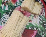 Gambar langkah 2 resipi Enoki Goreng.