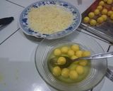 Foto langkah ke 2 dari resep Thumprid Toping Blueberry or Coklat Dcc.