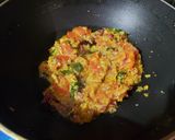 A picture of step 3 of Chorbi Diye Ghoogni (Watana Sabzi Using Mutton Fats).