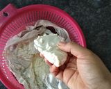 A picture of step 3 of Mango Shrikhand / Aamrkhand.