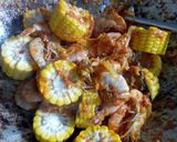 Foto langkah ke 3 dari resep Udang saus Padang.