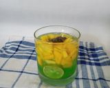 Foto langkah ke 3 dari resep Es Timun Mangga Jeruk Nipis.