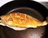 A picture of step 6 of Sweet and Sour Yellow Croaker.