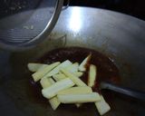 Foto langkah ke 5 dari resep Ayam Tepung Lada Hitam.