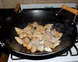 Foto del paso 1 de la receta: Salteado al wok de vegetales, pescado y pasta