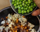 A picture of step 4 of Masala Khichdi.