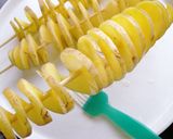Gambar langkah 4 resipi Kentang Twister Berkeju #Kentang #MaratonRaya.