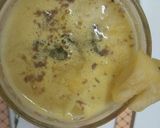 A picture of step 3 of Pineapple Smoothie.