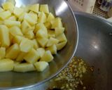 A picture of step 3 of Hot and Sour Veggie Soup.