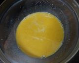 Foto del paso 3 de la receta Tarta con crema pastelera, fresas y nata recubierta de natillas