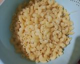Foto langkah ke 1 dari resep Mac n Cheese.