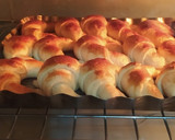 Foto del paso 6 de la receta: Medialunas de Manteca Muy Fácil y Rápidas
