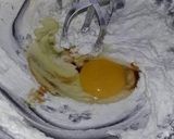 A picture of step 2 of Panda biscuits.