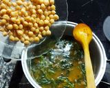 Foto del paso 3 de la receta: Garbanzos con espinacas