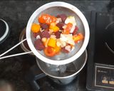 A picture of step 2 of Beetroot Carrot Soup.