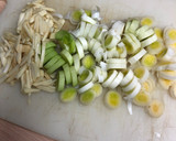 Foto del paso 2 de la receta: 93. Sopa de ajo de pescado (entrante sopa)