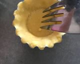 Foto langkah ke 2 dari resep Birthday ‘s mini choco egg tart.