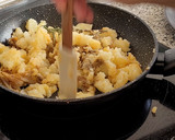 Foto del paso 8 de la receta: Patatas revolconas con salteado de setas de chopo
