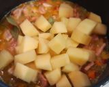 Foto del paso 4 de la receta Guiso de lomo adobado y patatas
