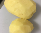 Foto del paso 2 de la receta: Huevos fritos con patatas... para principiantes! 🍳🍟