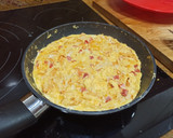 Foto del paso 3 de la receta: Tortilla de pollo y chorizo