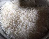 รูปขั้นตอนการทำที่ 2 ของ ข้าวผัดไก่