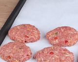 Foto del paso 2 de la receta: Pancitos de carne individuales