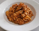 Foto del paso 5 de la receta: Espirales con salsa cremosa de butifarra y pisto