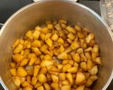 A picture of step 6 of Apple and Ricotta Cream Tart.