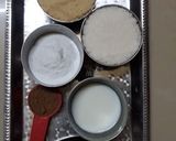 A picture of step 1 of Instant swiss roll.