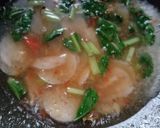 Foto langkah ke 6 dari resep Seblak Mie Baso Telur.
