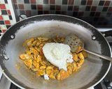 Foto langkah ke 1 dari resep Nasi Goreng Kerang Saus Padang.