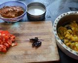 A picture of step 1 of Prawns fish masala gravy.