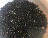A picture of step 1 of Daal makhni.