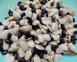 Foto del paso 3 de la receta: Alubias negras, blancas a la provenzal con callos madrileños