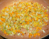 Foto del paso 3 de la receta: Arroz jazmín rojo integral con salteado de vegetales