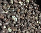 A picture of step 1 of White corn and Adzuki beans githeri.