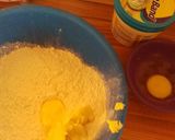 A picture of step 2 of Milk cincin.