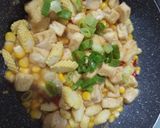 Foto langkah ke 5 dari resep Tumis Tahu & Duo Jagung.