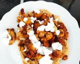 Foto del paso 2 de la receta: Coliflor+garbanzos base de hummus y salsa de yogurt