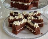 A picture of step 6 of Chocolate semolina mini cakes.