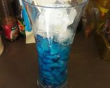 Foto langkah ke 4 dari resep Es Blue Saphire.